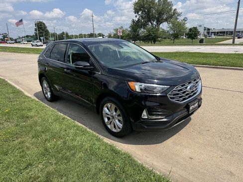 Used 2023 Ford Edge Titanium AWD/4WD image 7