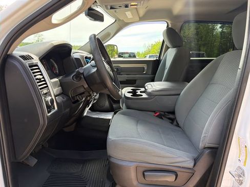 Used 2017 RAM 3500 SLT w/ Snow Chief Group AWD/4WD image 9