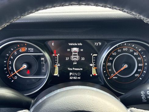 Used 2021 Jeep Wrangler Unlimited Sahara image 29