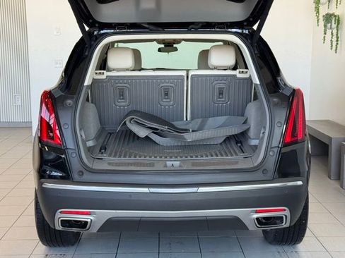 Certified 2023 Cadillac XT5 Premium Luxury w/ LPO, Floor Liner Package image 39