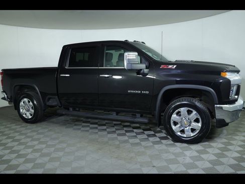 Used 2022 Chevrolet Silverado 2500 LTZ w/ LTZ Plus Package image 2