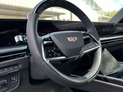 New 2026 Cadillac Escalade ESV Luxury w/ Touring Package AWD/4WD image 36