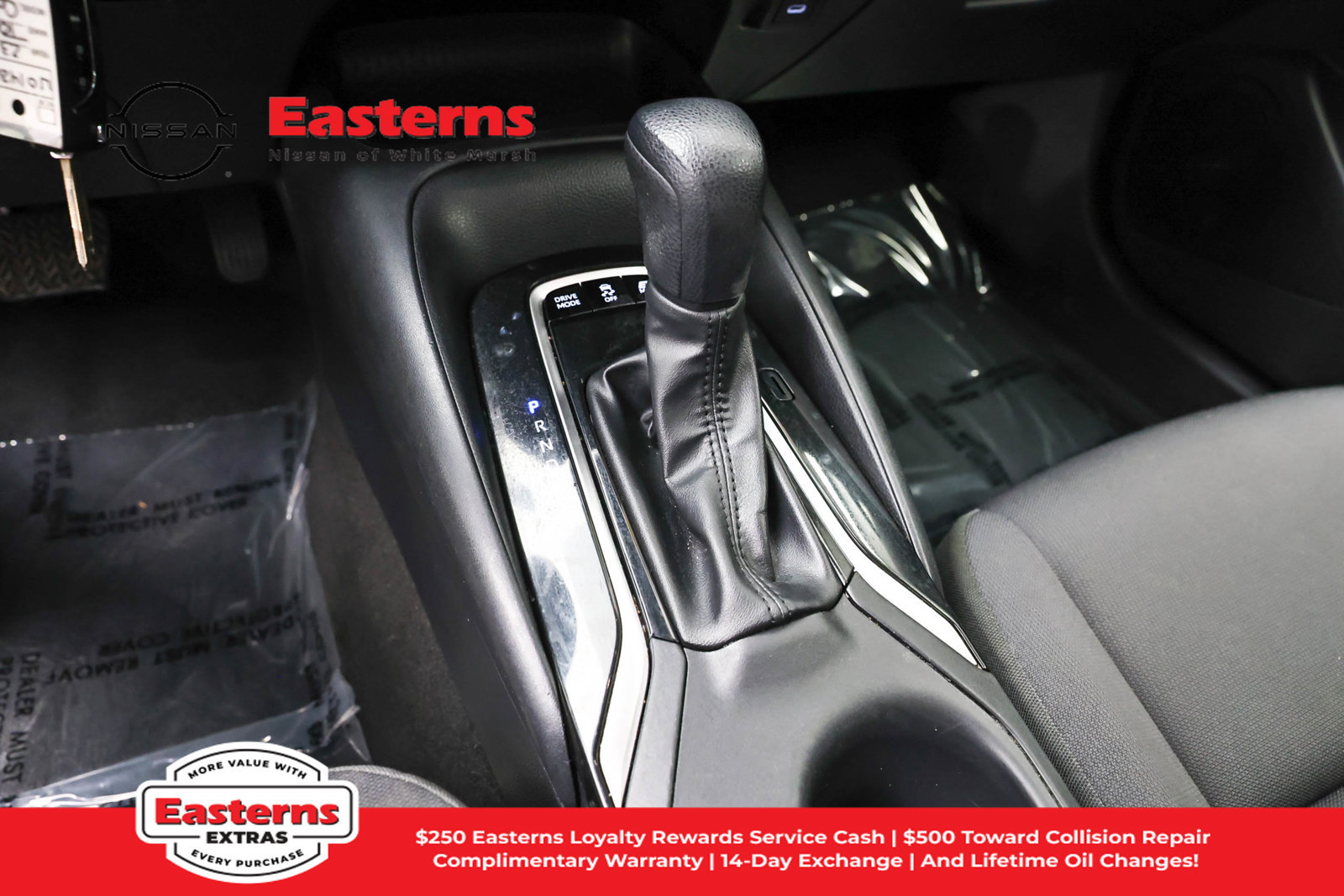 Used 2023 Toyota Corolla LE w/ Carpet Mat Package (TMS) FWD image 15