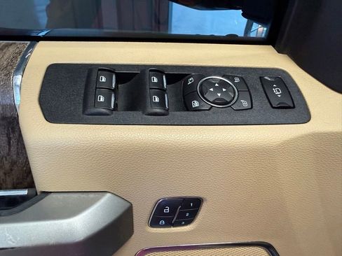 Used 2018 Ford F350 Lariat w/ Chrome Package AWD/4WD image 22