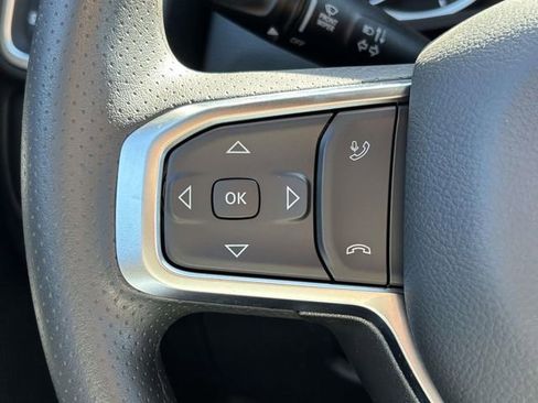 New 2026 RAM 1500 Express AWD/4WD image 18