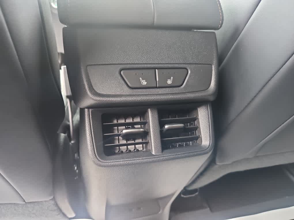 New 2027 GMC Terrain AT4 w/ Convenience Package III AWD/4WD image 19