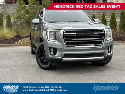Used 2022 GMC Yukon XL SLT w/ SLT Luxury Package