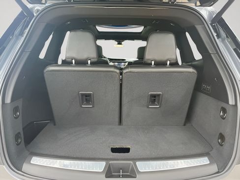 Used 2020 Cadillac XT6 Premium Luxury FWD image 7