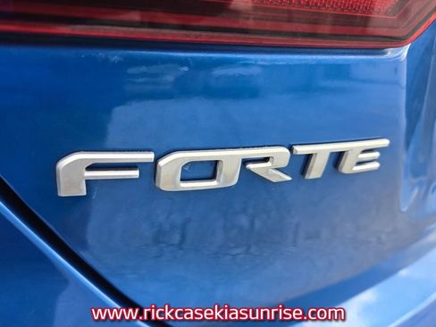 Used 2023 Kia Forte GT w/ GT2 Package FWD image 8