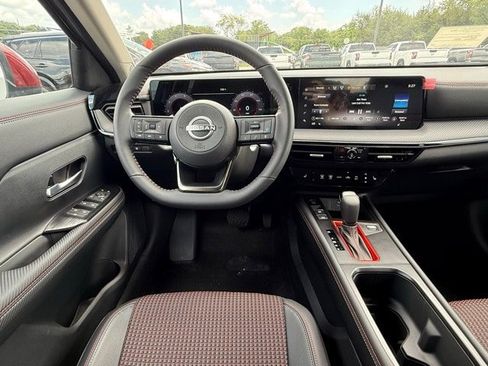 New 2025 Nissan Kicks SR w/ SR Premium Package image 19