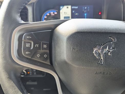 Used 2022 Ford Bronco Wildtrak AWD/4WD image 15