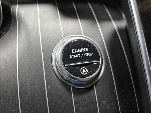 Used 2022 Mercedes-Benz C 300 C 300 w/ AMG Line w/ Night Package image 17