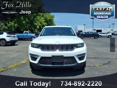 Used 2024 Jeep Grand Cherokee Limited 4xe AWD/4WD image 2