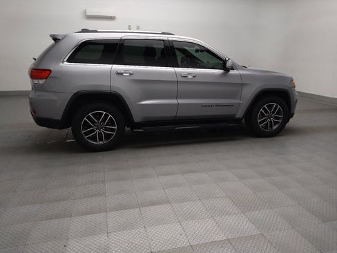 Used 2019 Jeep Grand Cherokee Limited image 10