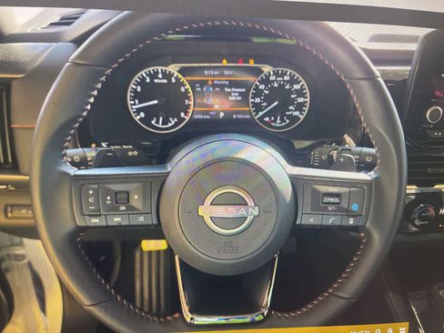 Used 2025 Nissan Pathfinder Rock Creek image 9