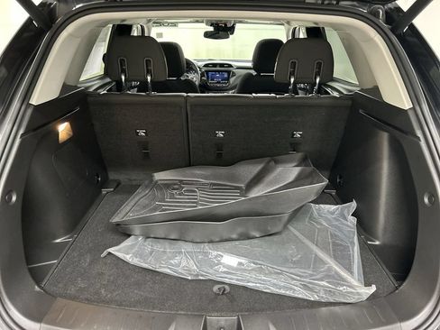Used 2021 Chevrolet TrailBlazer LT w/ Sun and Liftgate Package AWD/4WD image 22