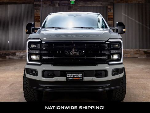 Used 2026 Ford F250 Platinum image 4