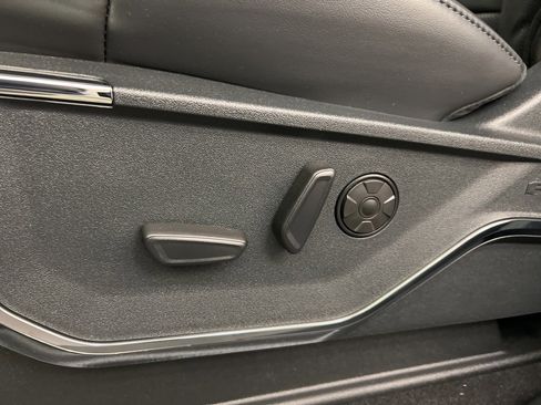 New 2025 Ford F350 Platinum w/ Snow Plow Prep Package image 32