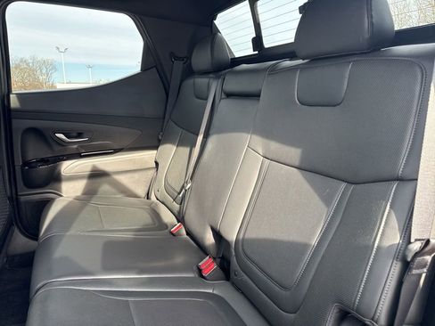 Used 2022 Hyundai Santa Cruz Limited image 37