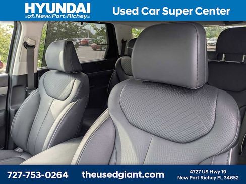 Used 2025 Hyundai Palisade XRT FWD image 3