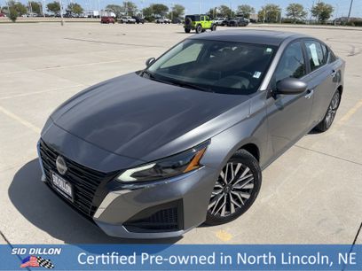 Used 2023 Nissan Altima 2.5 SV w/ SV Premium Package