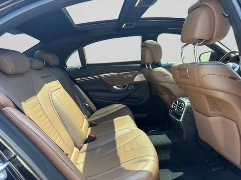 Used 2019 Mercedes-Benz S 560 4MATIC Sedan image 30