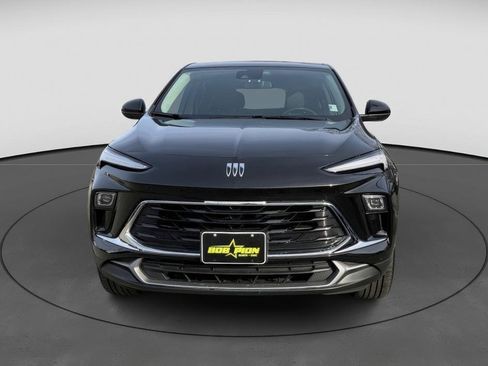 Used 2024 Buick Encore GX Preferred w/ Comfort Package image 2