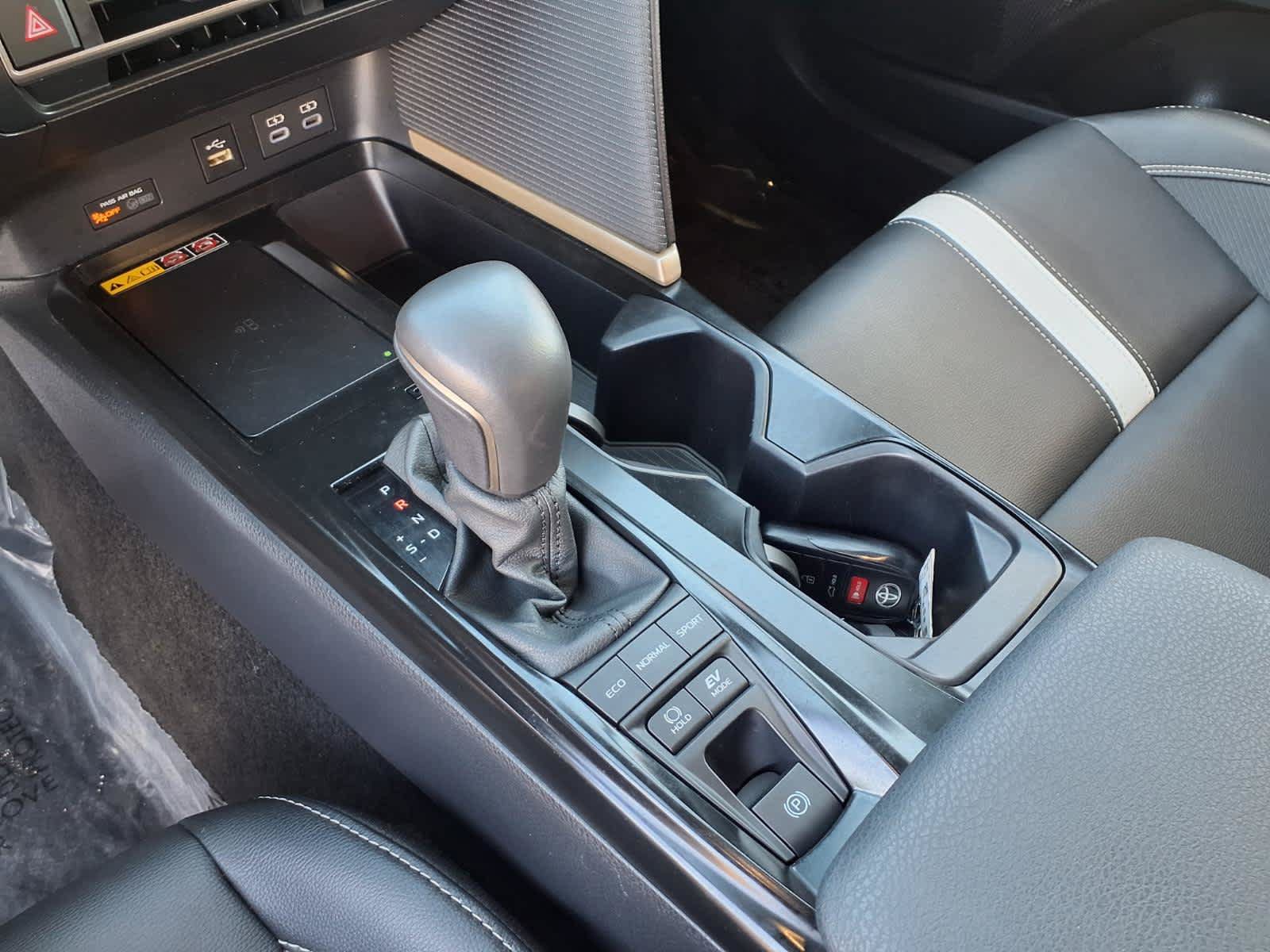 Certified 2026 Toyota Camry SE FWD image 25