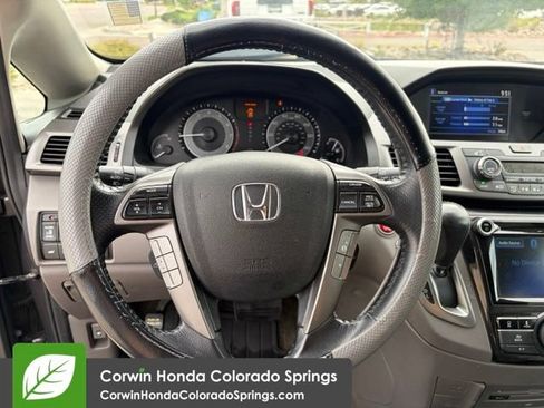 Used 2016 Honda Odyssey Touring Elite image 25