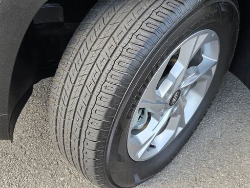 Used 2024 Hyundai Tucson SE FWD image 18
