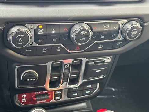 New 2026 Jeep Wrangler Unlimited Rubicon image 19