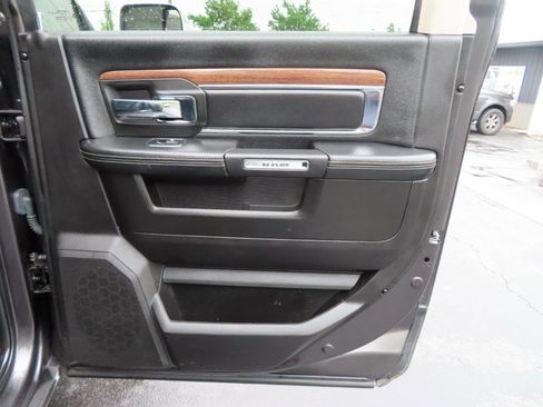 Used 2018 RAM 3500 Laramie AWD/4WD image 49