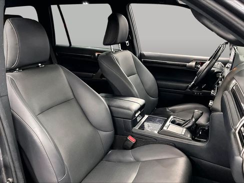 Used 2022 Lexus GX 460 Premium w/ Premium Package AWD/4WD image 9