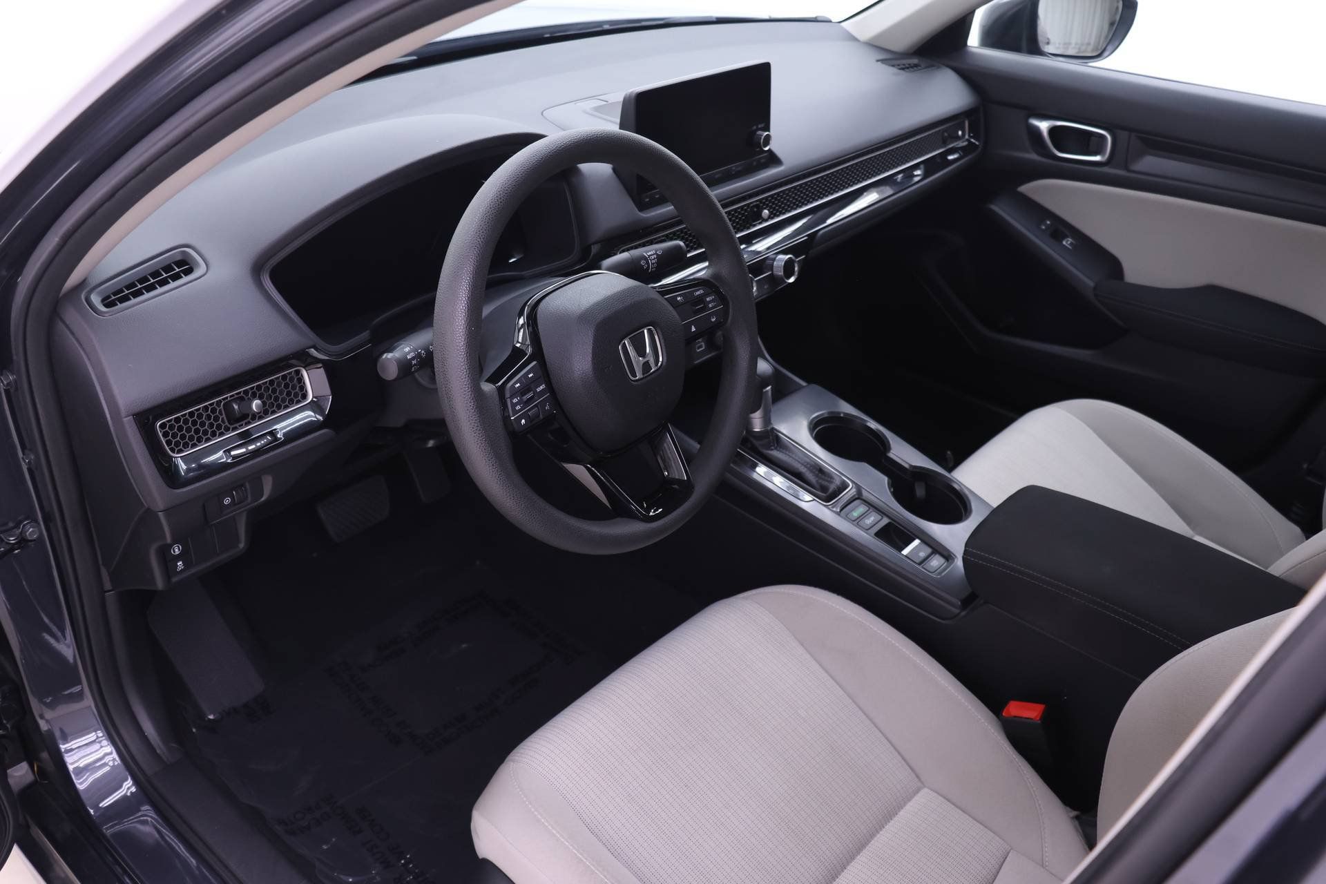 Certified 2024 Honda Civic LX image 3