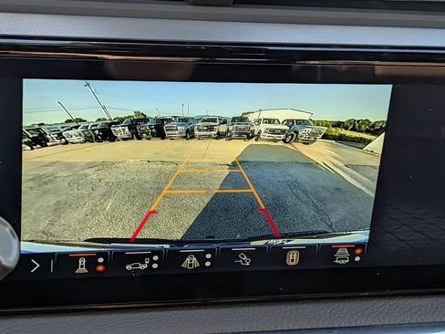 Used 2026 GMC Sierra 2500 Denali AWD/4WD image 19