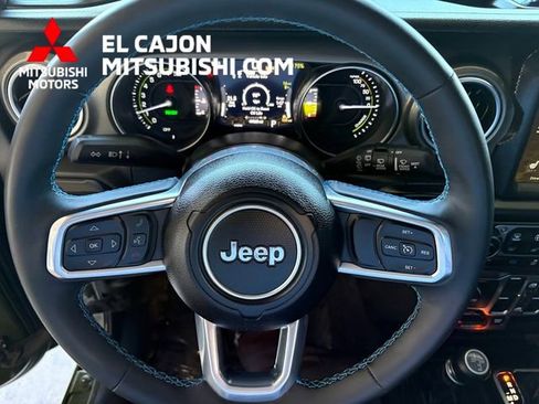 Used 2023 Jeep Wrangler Unlimited Rubicon 4xe w/ Steel Bumper Group AWD/4WD image 17