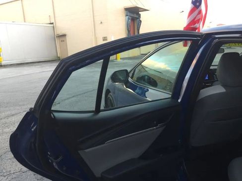 Used 2025 Toyota Camry SE image 12