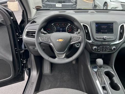 Certified 2024 Chevrolet Equinox LT w/ LPO, Floor Liner Package FWD image 12