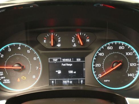 Used 2019 Chevrolet Traverse LT FWD image 24