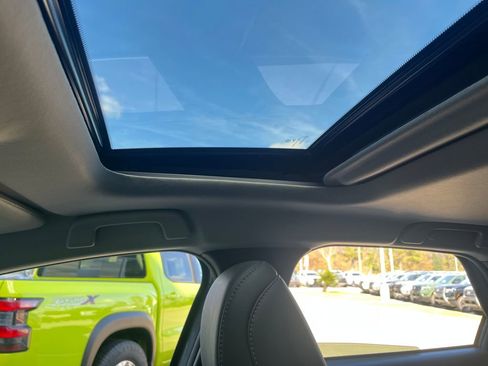 Used 2025 MAZDA CX-30 AWD 2.5 S w/ Preferred Package image 24