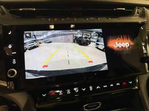 New 2026 Jeep Grand Cherokee L Limited w/ Limited Altitude Package image 25