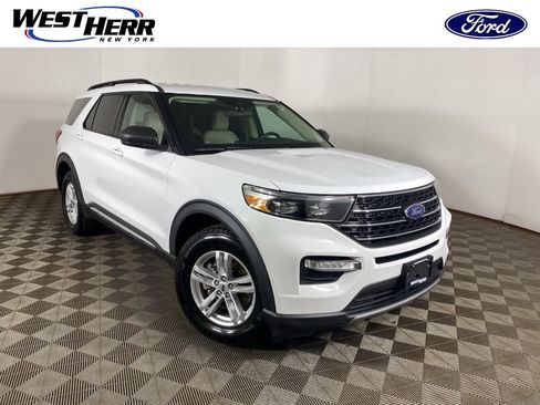 Used 2020 Ford Explorer XLT w/ Equipment Group 202A image 1