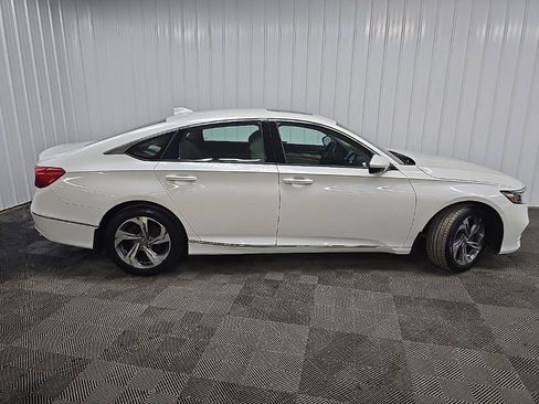 Used 2018 Honda Accord EX-L image 2