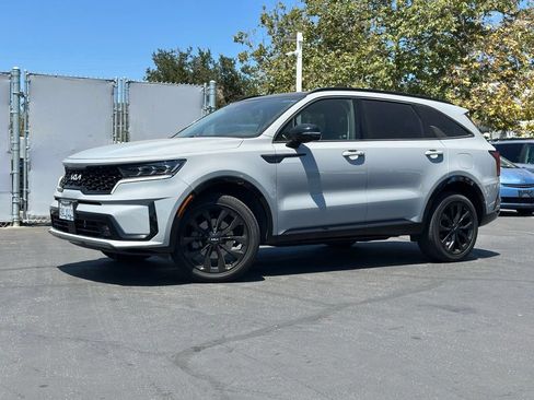 Used 2022 Kia Sorento SX AWD/4WD image 1