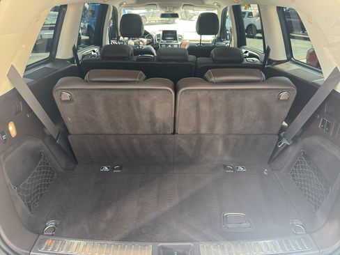 Used 2019 Mercedes-Benz GLS 450 4MATIC image 15