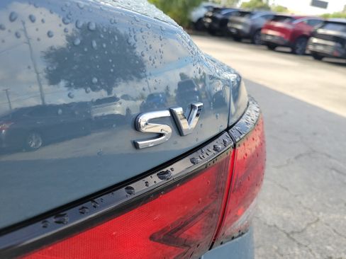 Certified 2024 Nissan Sentra SV FWD image 8