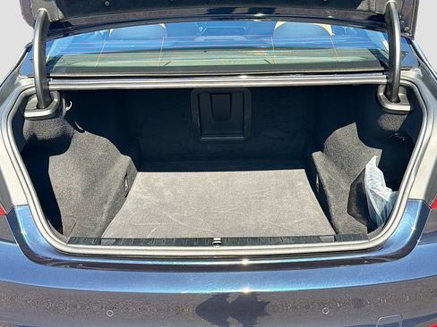 Used 2016 BMW 750i image 12