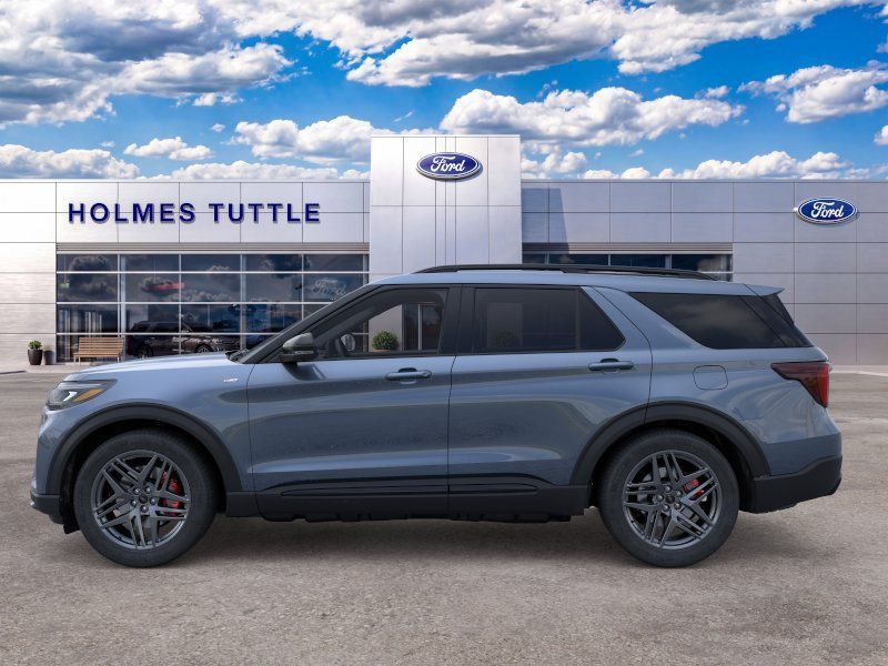 New 2026 Ford Explorer ST-Line w/ ST-Line Street Pack AWD/4WD image 3