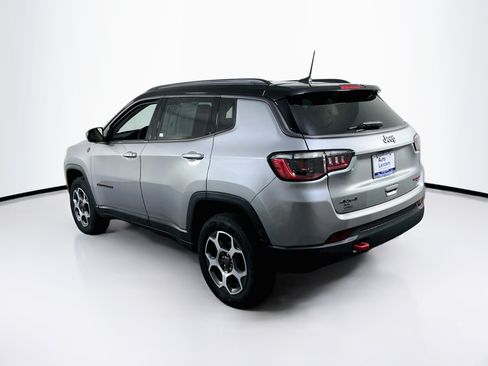 Used 2022 Jeep Compass Trailhawk AWD/4WD image 7