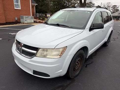 Used 2009 Dodge Journey SE w/ Popular Equipment Group image 2